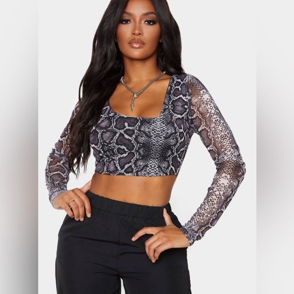 Pretty little thing- snake skin crop top
